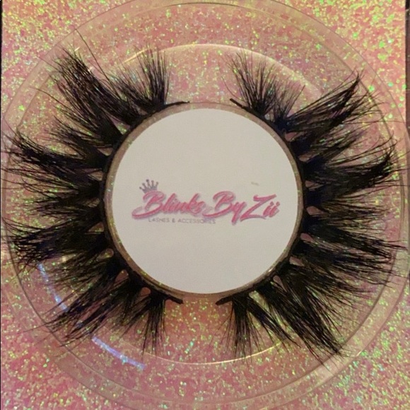 Other - 25mm lashes!